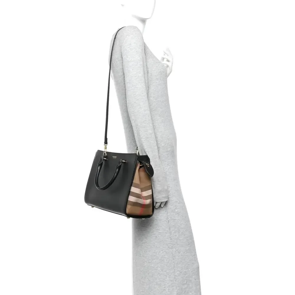 NWT BURBERRY BANWELL BLACK LEATHER CHECK CANVAS HOULDER TOTE BAG $ 1950 - Picture 9 of 13